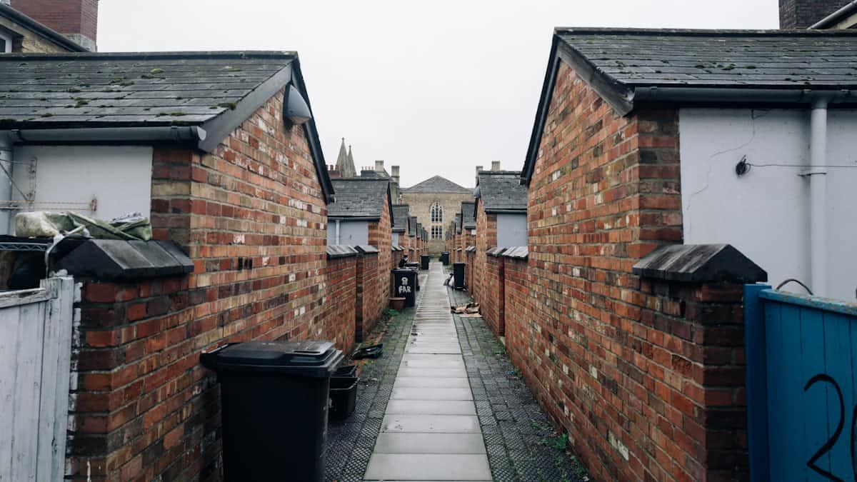 Narrow lane with dense housing, the constraint that shapes building in Liaquatabad